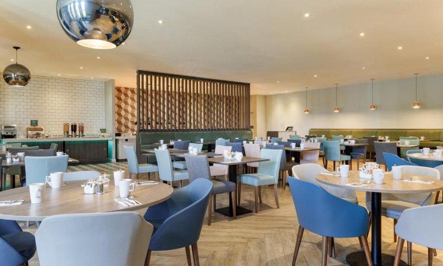 Image 5: Traditional Afternoon Tea or Prosecco for 2, 3, or 4 at Holiday Inn