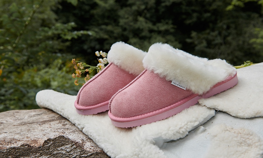 Image 6: Women's Islander Sheepskin Slippers