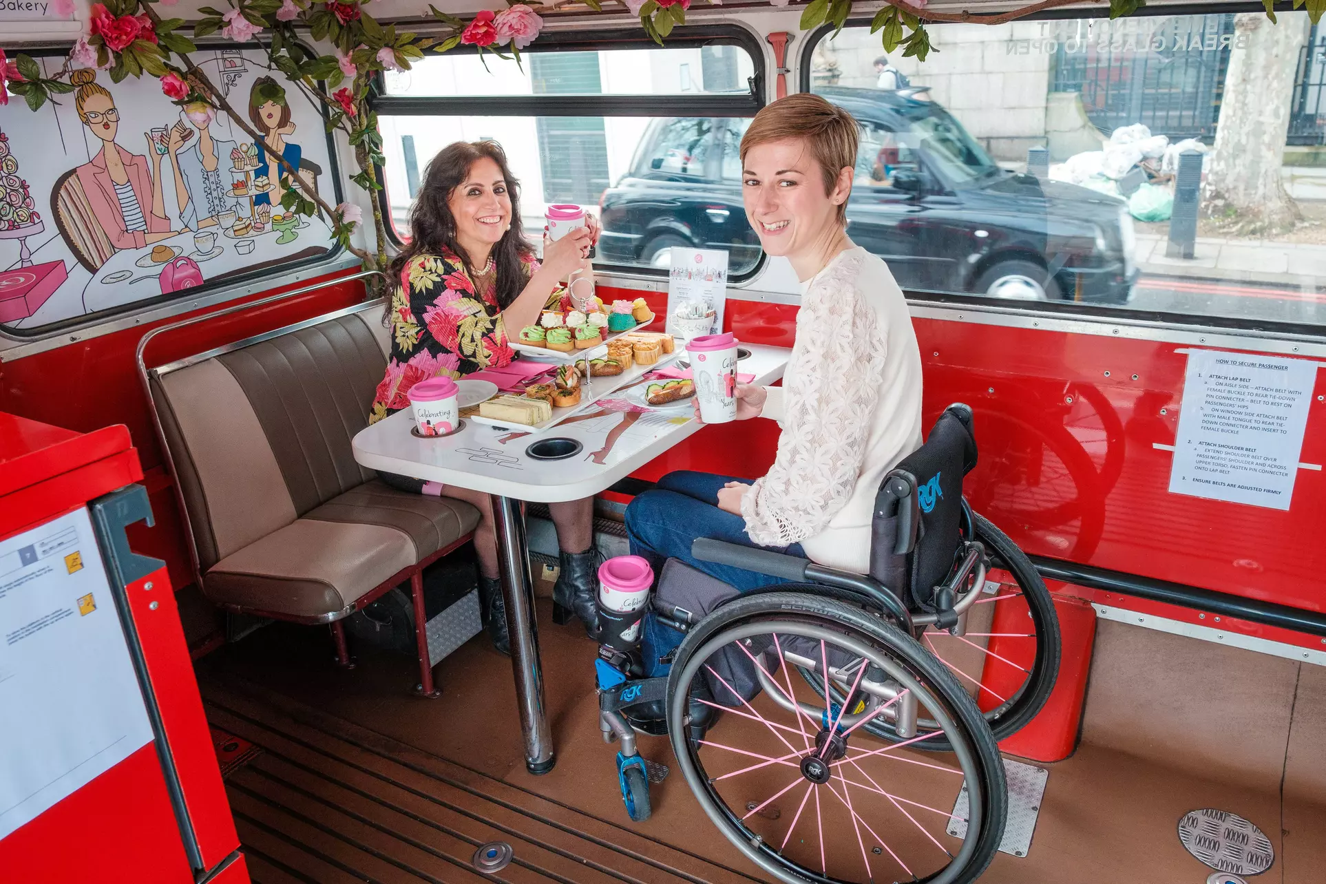 Classic Sightseeing Bus Tour & Afternoon Tea in London for Two or Four
