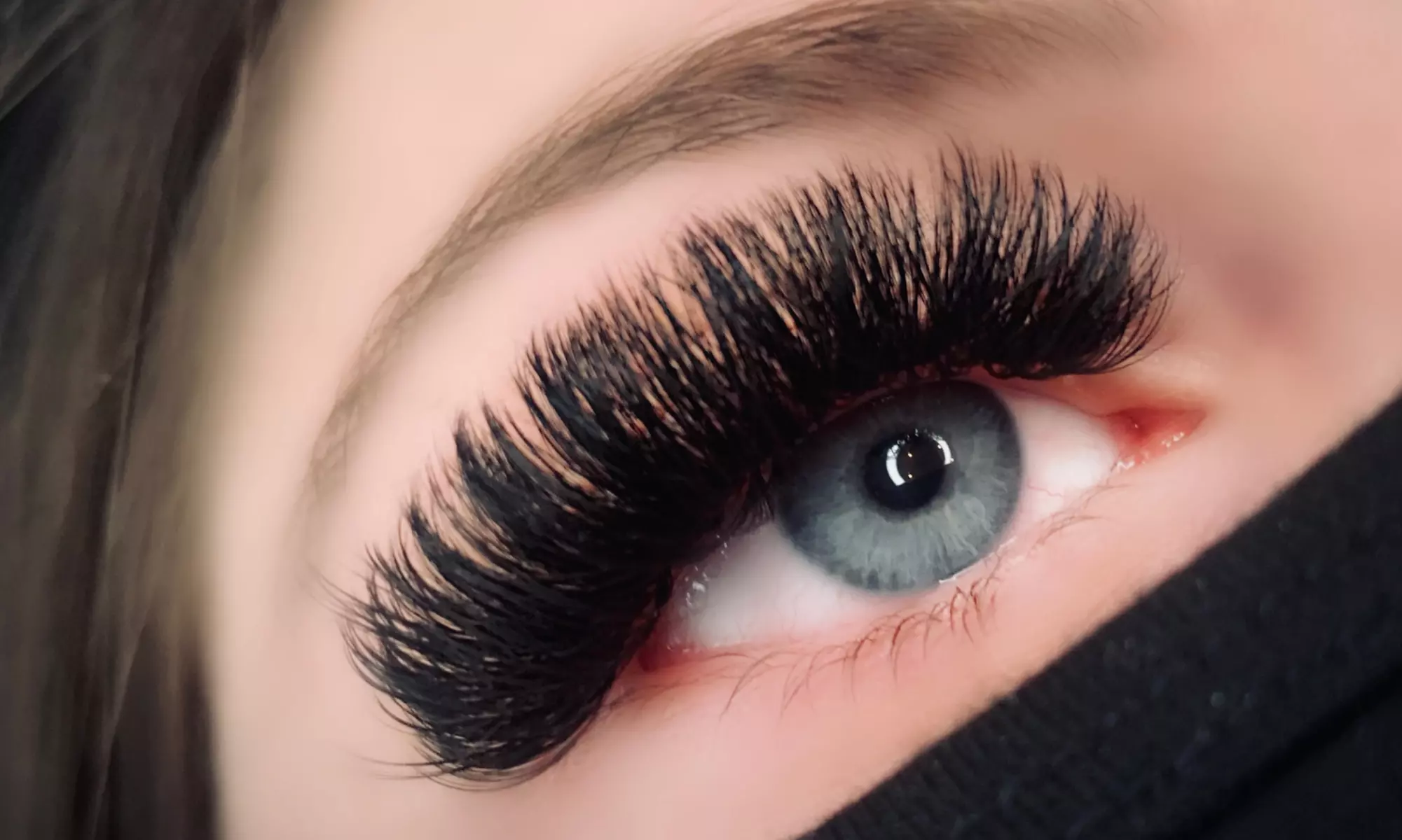 Flawless Lashes: Classic, Volume, or Mega Volume Set Eyelash Extension