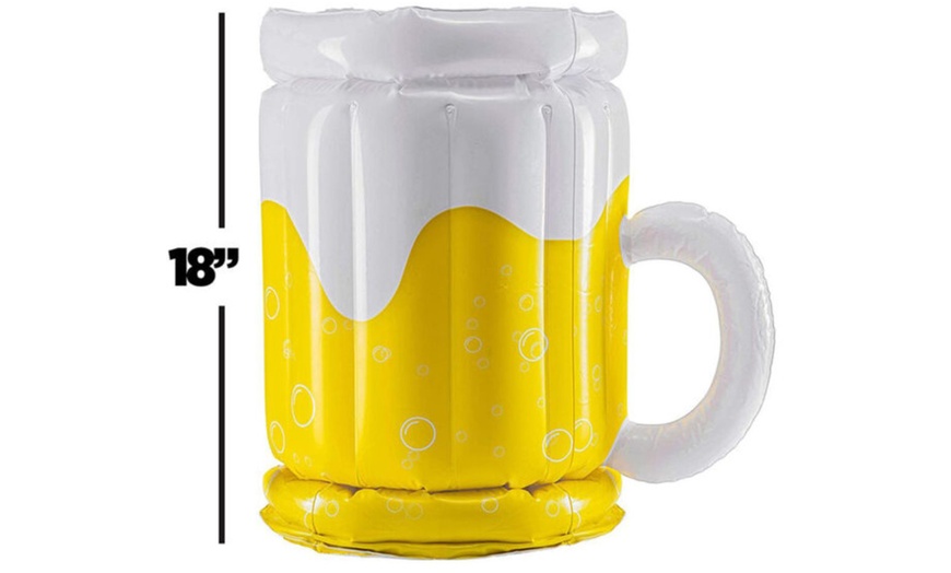 Image 4: Nevera inflable con forma de jarra de cerveza