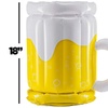 Image 4: Nevera inflable con forma de jarra de cerveza
