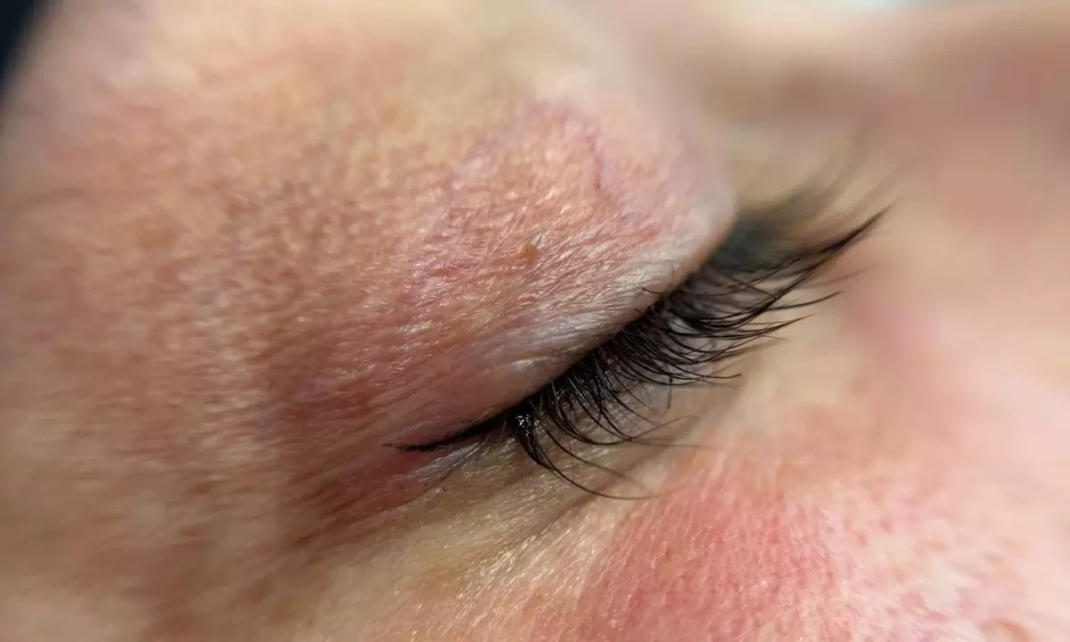 Micropigmentación de ojos eyeliner con opciones a elegir