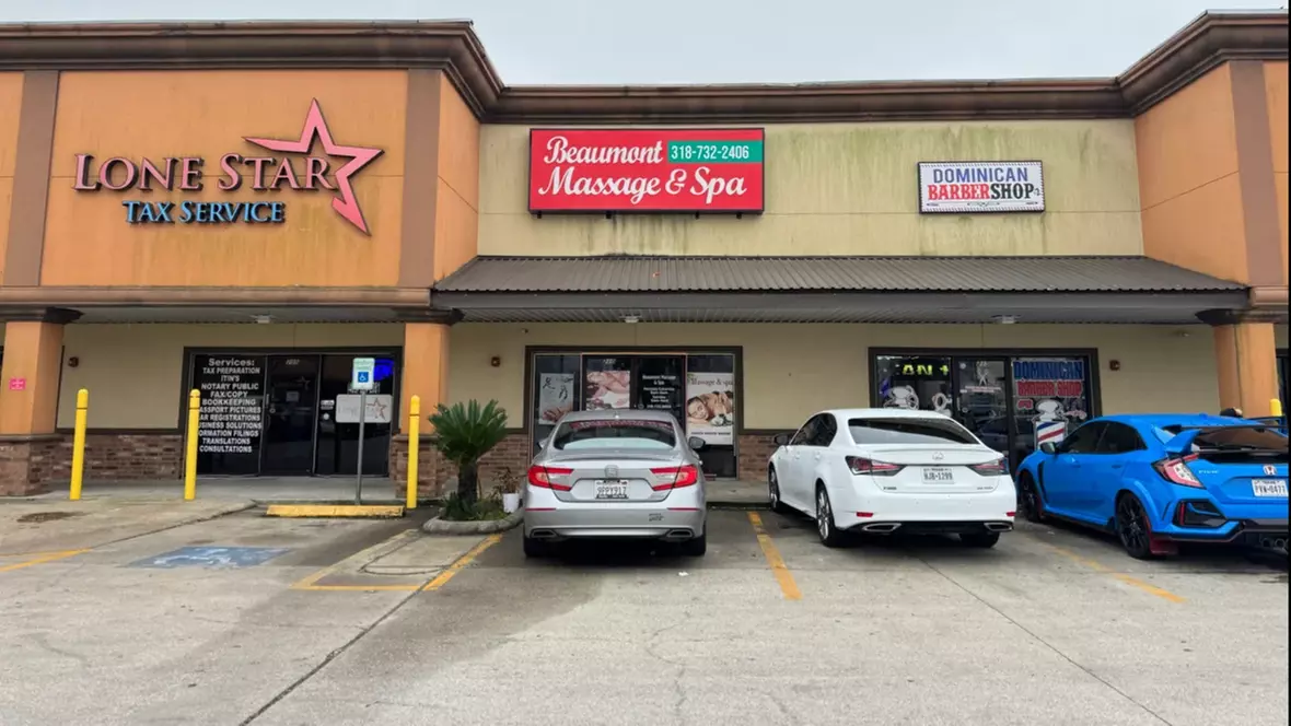 Deep Tissue Massage w/ Hot Stones : 60, 90,/120 Min/3 Sessions(60 Min)