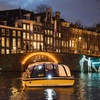 Image 13: Amsterdam Light Festival: rondvaart door de grachten