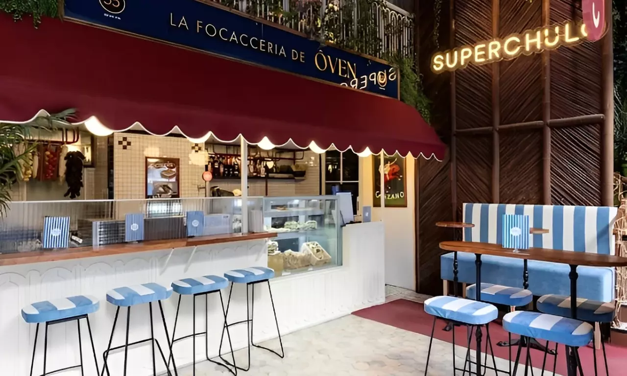 Focaccias italianas con Aperol o limoncello spritz