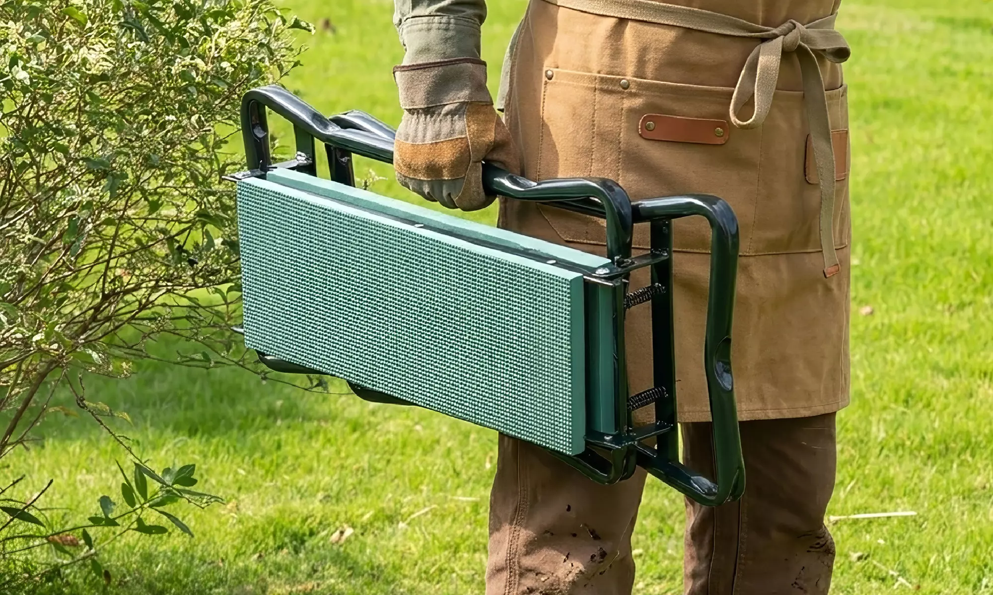 Banco de trabajo plegable para labores de jardinería con bolsillos