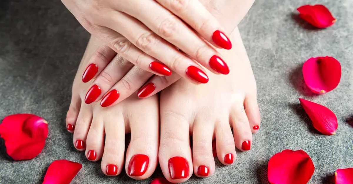 Manicura y pedicura semipermanente en Valencia