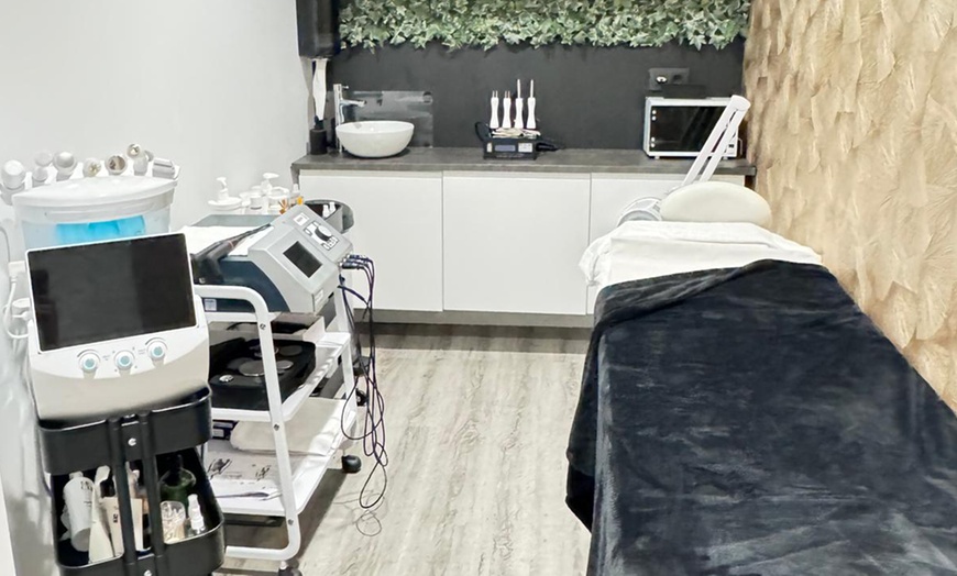 Image 10: Presoterapia y masaje drenante manual en paquetes flexibles