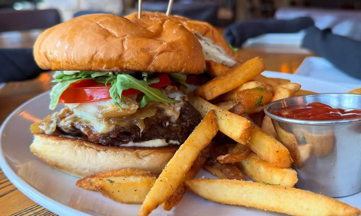 Relish Dining with $50 or $100 Dining Credit