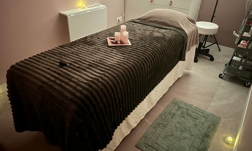 Image 1: Évasion sensorielle : modelage du monde ou forfait détente complet