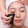 Image 1: Massage du visage Gua Sha avec MTC Wellness Paris 5ème