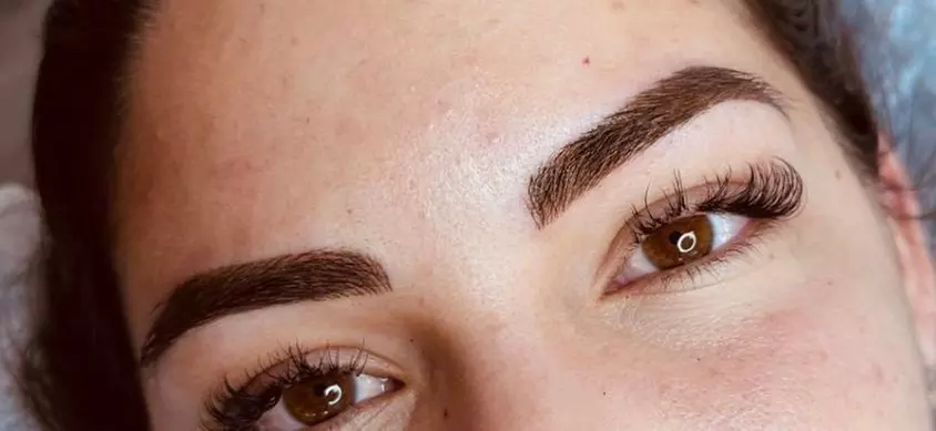 Eyebrow Microblading New Set with 4-Week Touch-Up Option