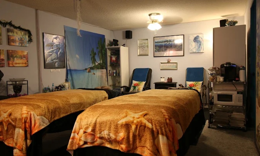 Image 2: Refresh Both Mind and Body with Spa Package