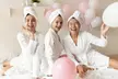 ¡Celebra con estilo! Beauty Party con tratamientos faciales, aperitivo, obsequios y ambientación para 1, 2 o 3 personas - Image 3