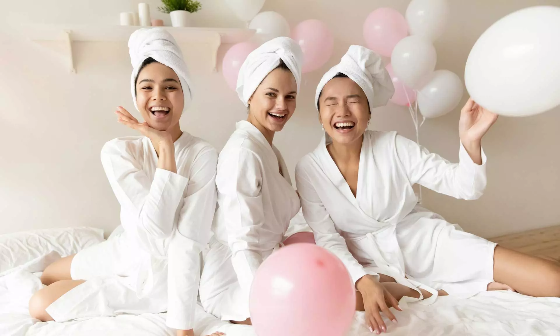 Beauty Party con tratamientos faciales y aperitivo para 1, 2 o 3 pax.