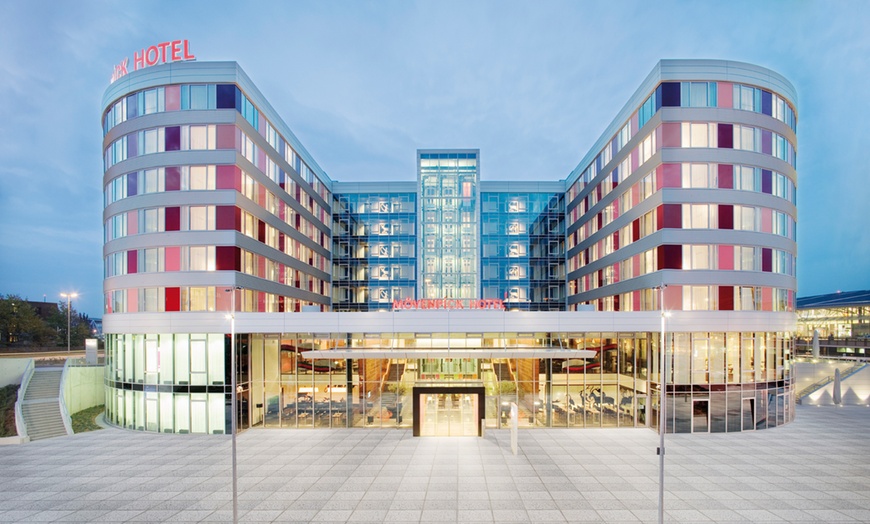 Image 7: Stuttgart: 1 Nacht + Frühstück u. Mercedes-Benz & Porsche Museum