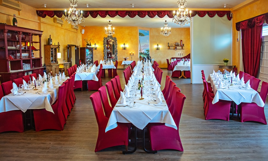 Image 4: Weinprobe „Reise durch Italien“ inkl. Antipasti und Pasta-Variationen