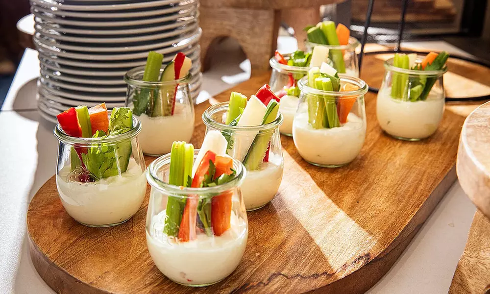 Frühstücksbuffet inkl. 1 Glas Sekt für 2 oder 4 Personen