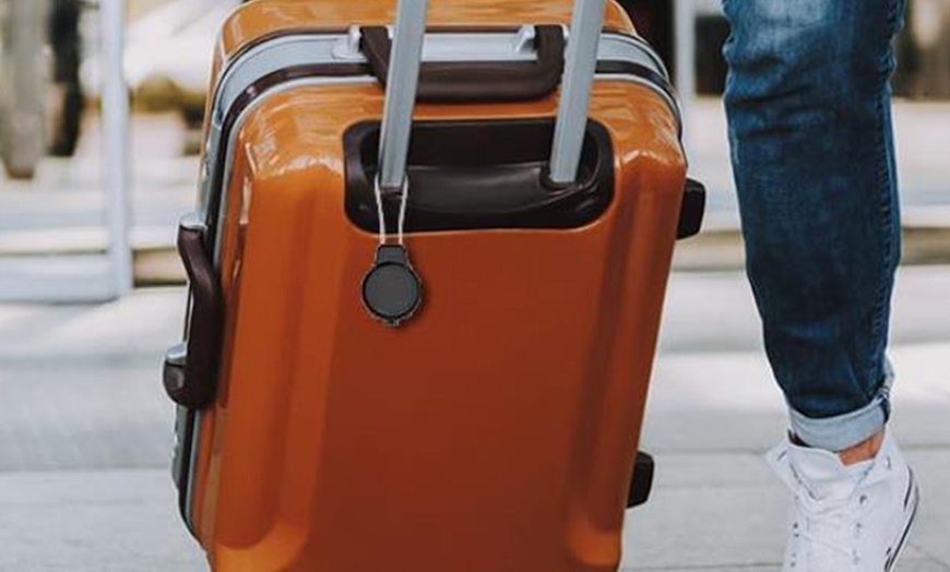 Image 2: Water-Resistant AirTag Key Lock Case