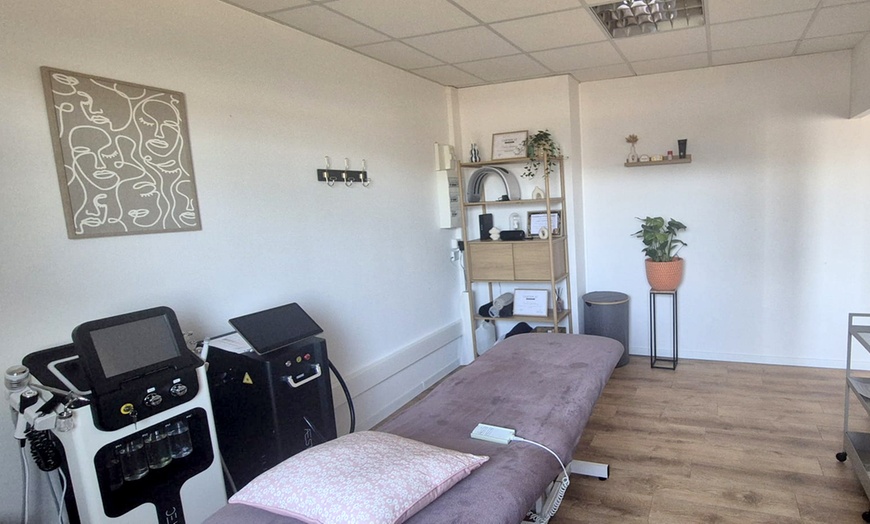 Image 2: Linaé Institut Courrières : séances d'épilation laser 