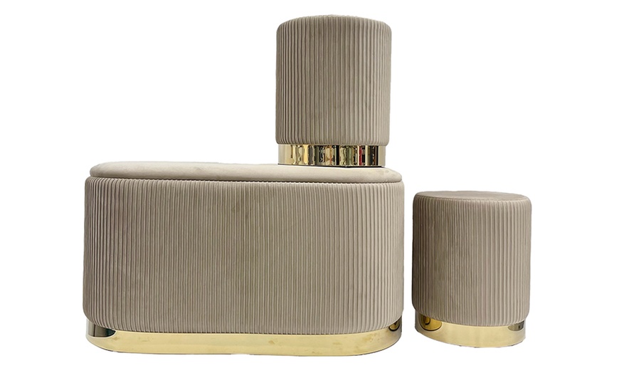 Image 2: Set di 3 pouf moderni in velluto