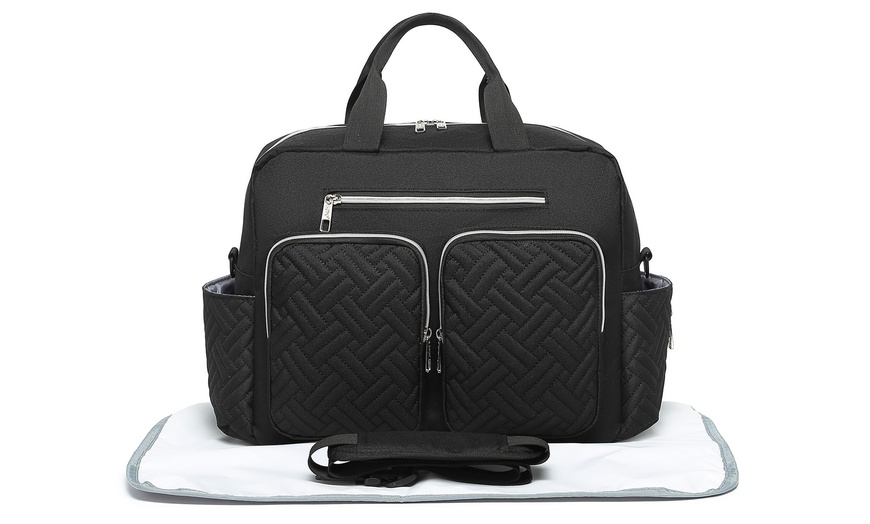 Image 5: Versatile Diaper Changing Tote Bag