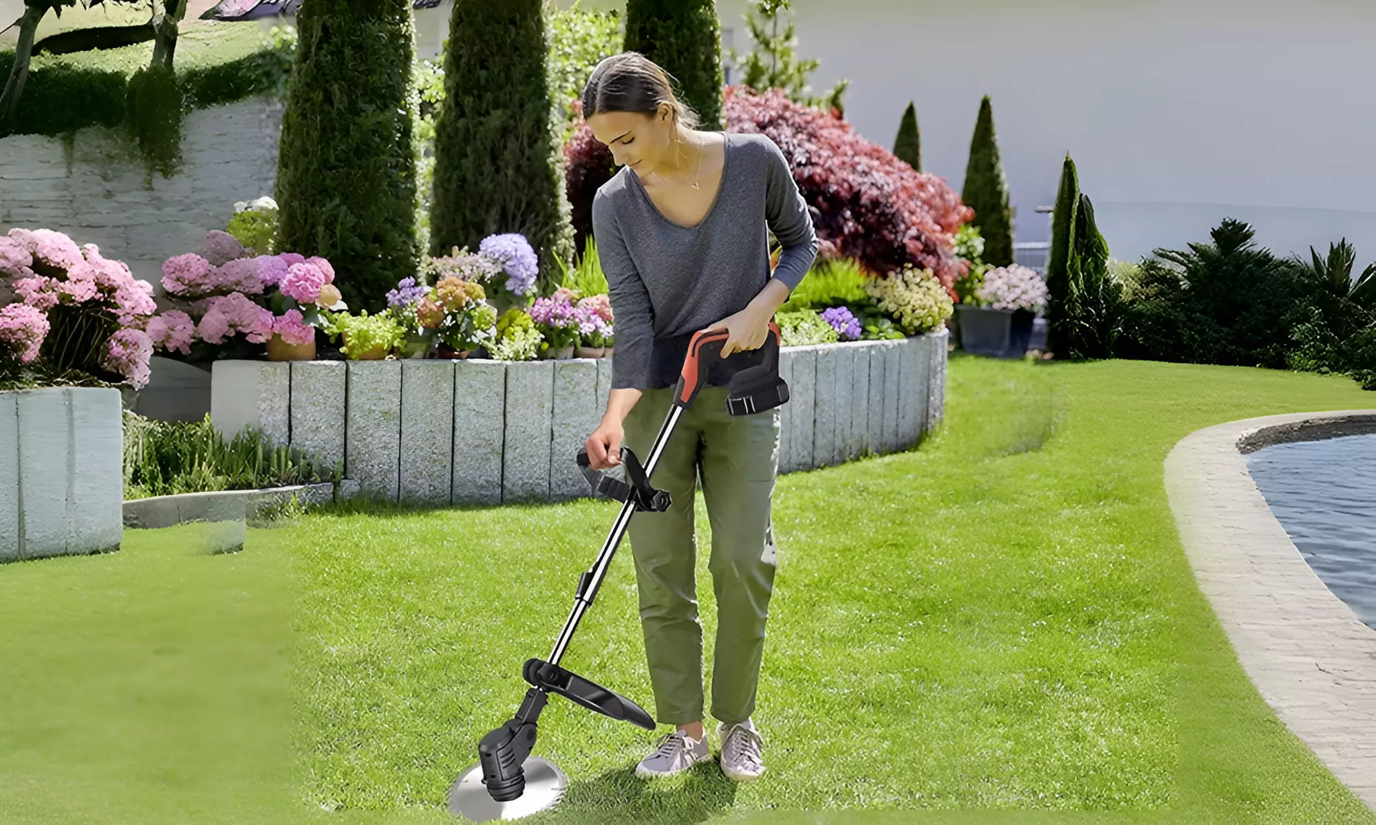 Desbrozadora eléctrica inalámbrica con doble batería de 48V