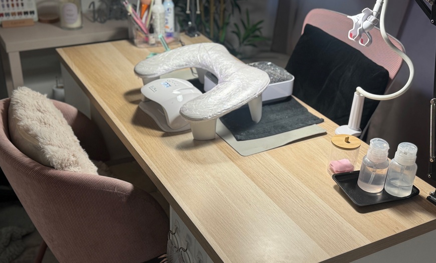 Image 1: Cnth Nails : l’art du Gel X et du semi-permanent pour vos ongles