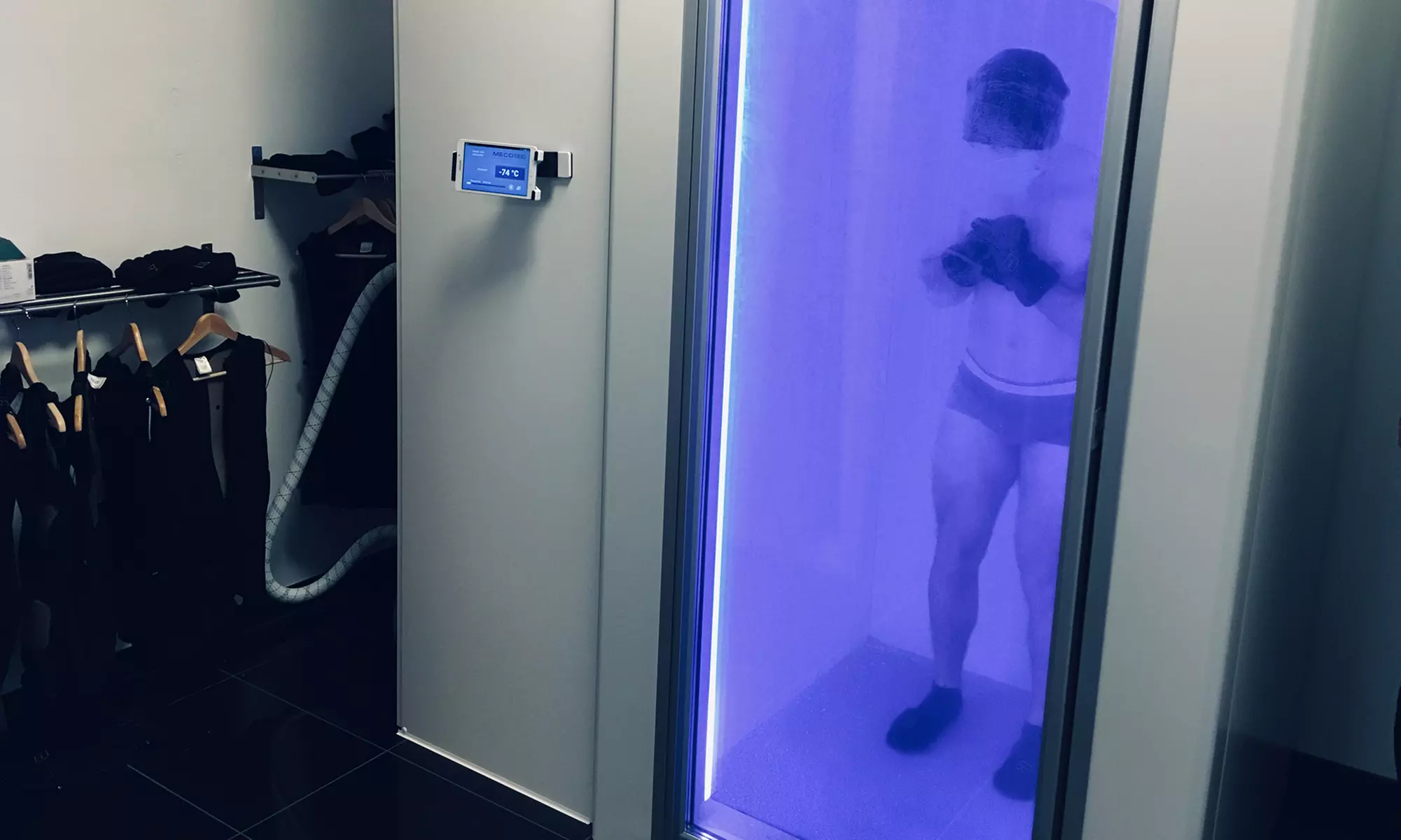 Kältekammer-Behandlung