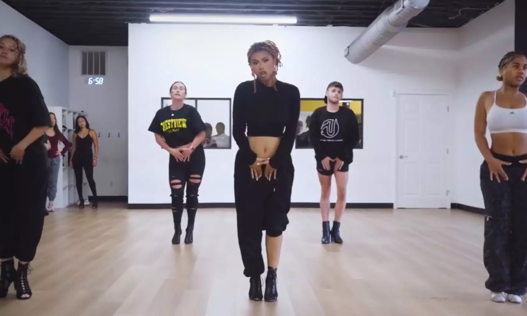 Dance Fitness Online Tutorials – Boost Confidence Anywhere