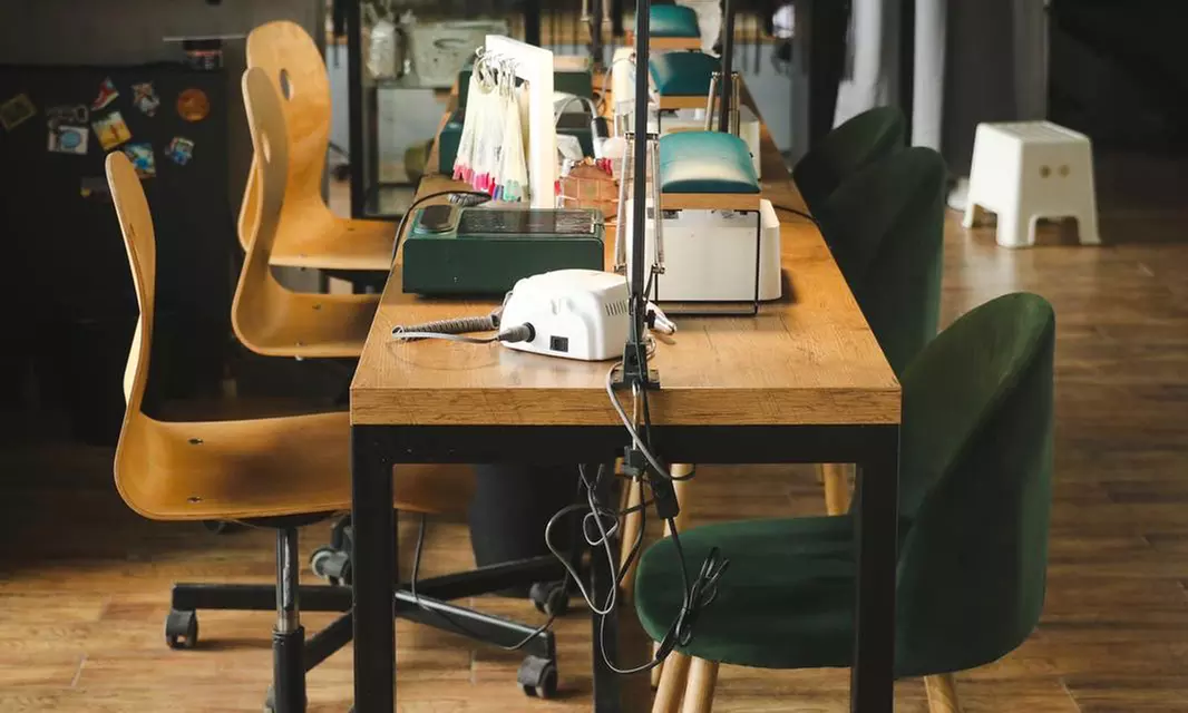 Do 31% zniżki na Salon/studio paznokci - Manicure w En Ju Studio Justyna Rawska 141A