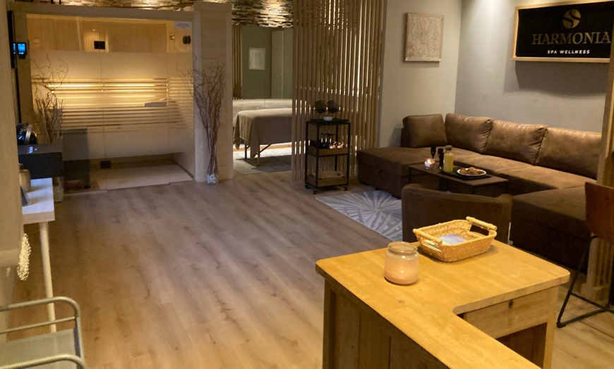 Image 2: Pack accès ou confort avec bain à remous chez Harmonia Spa