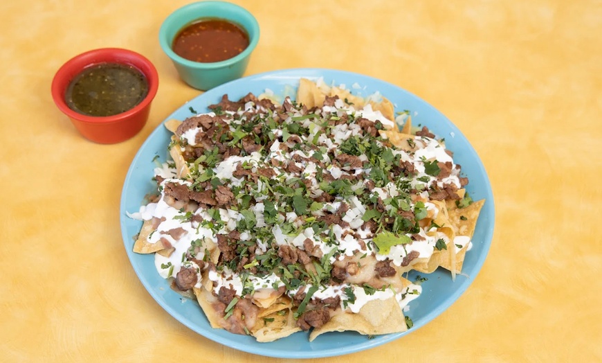 Image 4: $25 Voucher or Up to 4 Birria Plates & Choice of Jamaica or Horchata