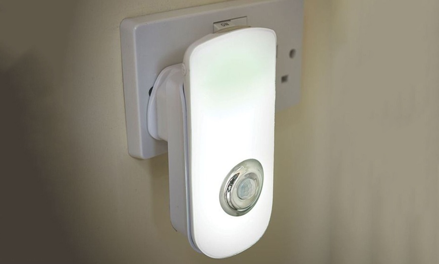 Rolson Mains Sensor Night Light | Groupon Goods