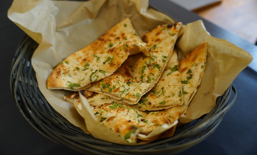 Image 3: Spice up your day: Indiase lunch of diner in hartje Antwerpen