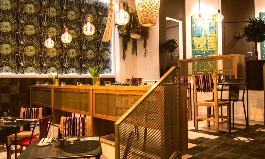 Image 2: Menú Wine and Food y Menú Premium para 2 o 4 personas 
