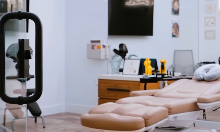 Image 4: Lymphatic or Post-Op Drainage Massage, or 60-Min Relaxation Massage