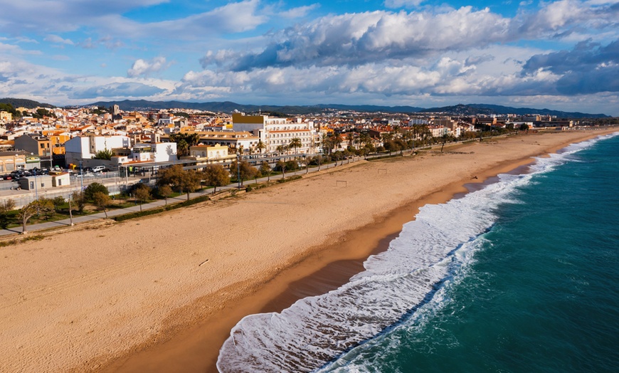Image 2: Famille : ESPAGNE ⛱️ | Malgrat de Mar - Hôtel Planamar 3*