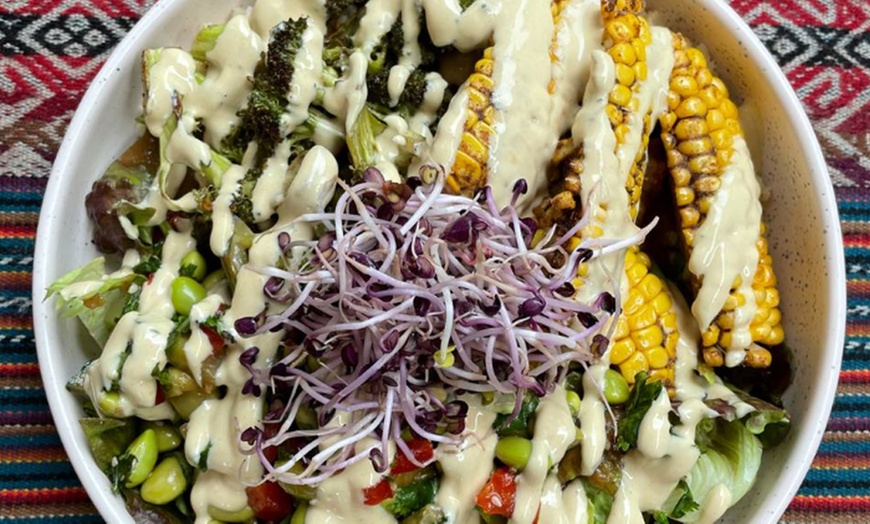 Image 2: Hausgemachte Bowl & Smoothie nach Wahl für 1, 2 oder 4 Personen