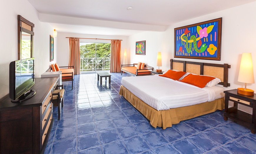 Image 16: ✈ 5-Night Panama Vacation w/ Optional Airfare from Travel by Jen