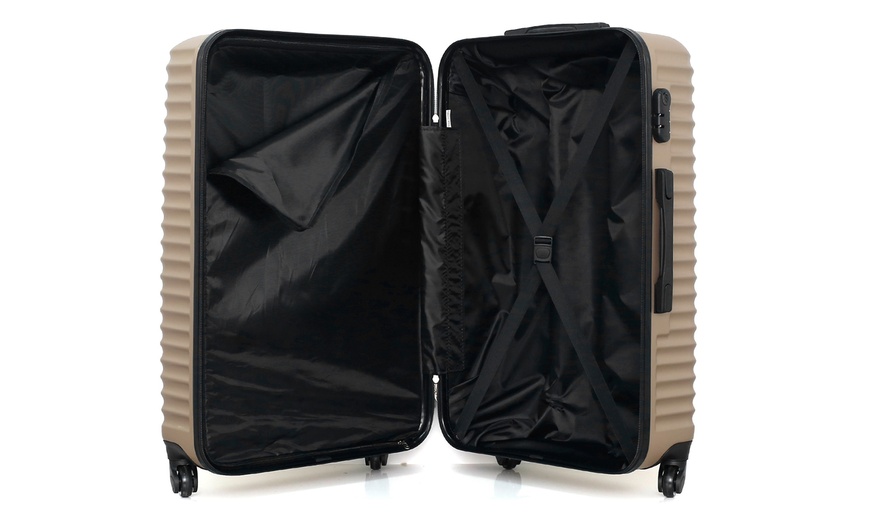 Image 9: Valise en coque rigide de la marque Wave Paris et Hero