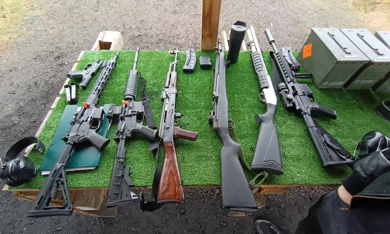 Wejście na strzelnicę: pakiet Startowy lub Startowy Plus