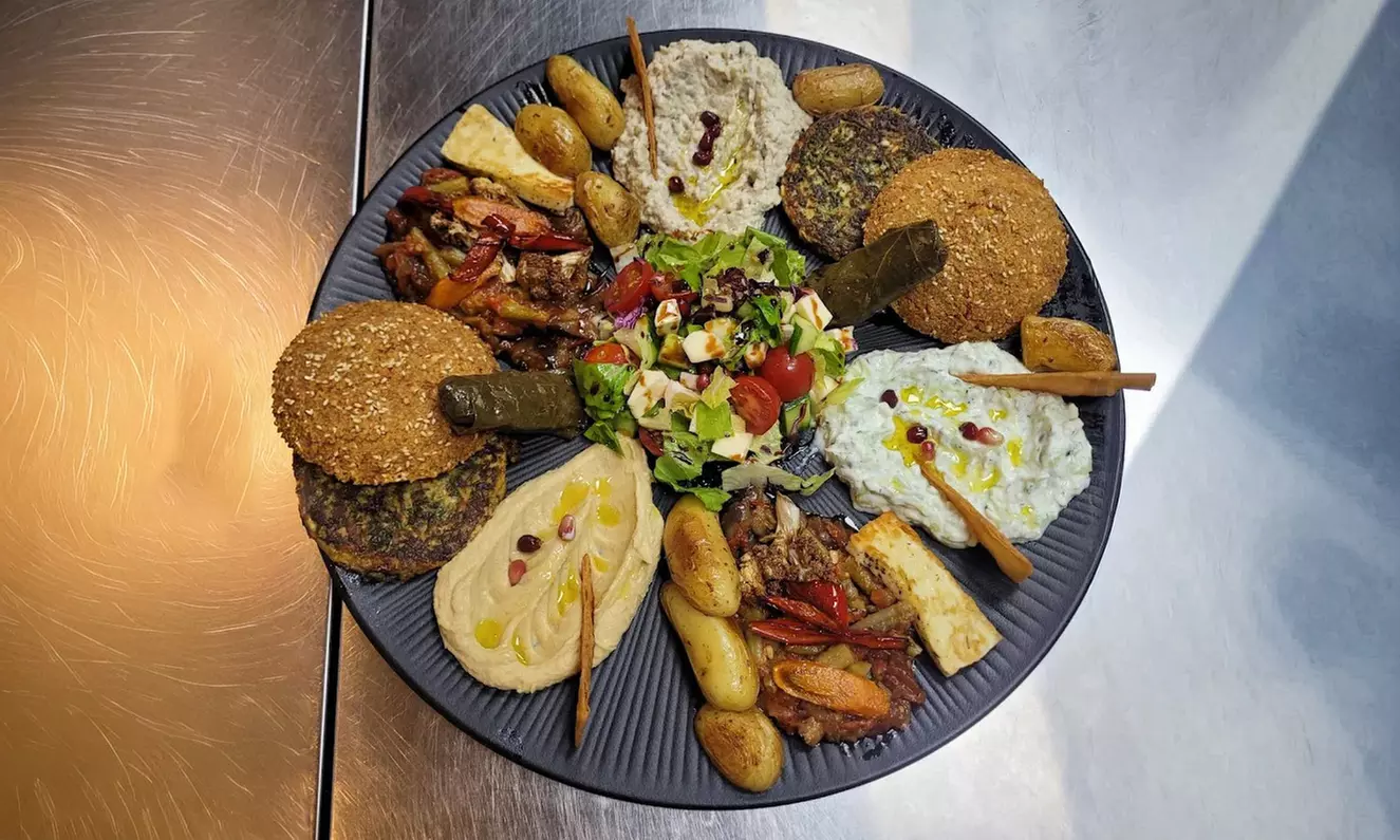 Herzhaft & aromatisch: Je 1 mediterranes Tellergericht für 1-2 Pers.