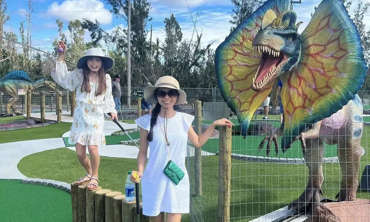 Mini Golf with Mellow Mushroom Cape Coral Pizza, Drinks & Play Cards