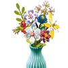 Image 4: Blumenstrauß-Bausteinset mit Vase