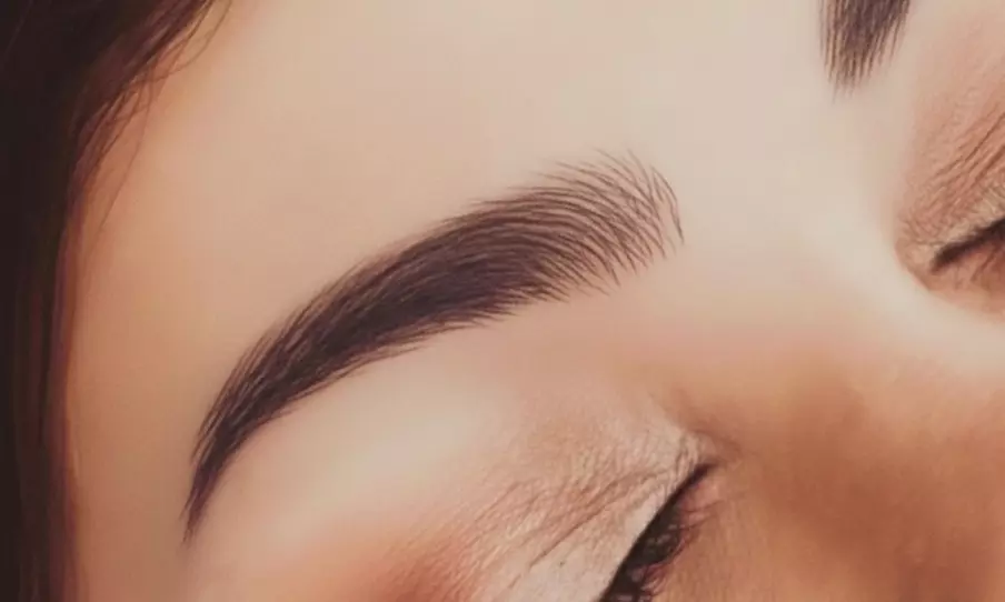 Perfectly Defined Permanent Makeup: Brows, Eyeliner, or Both Sessions