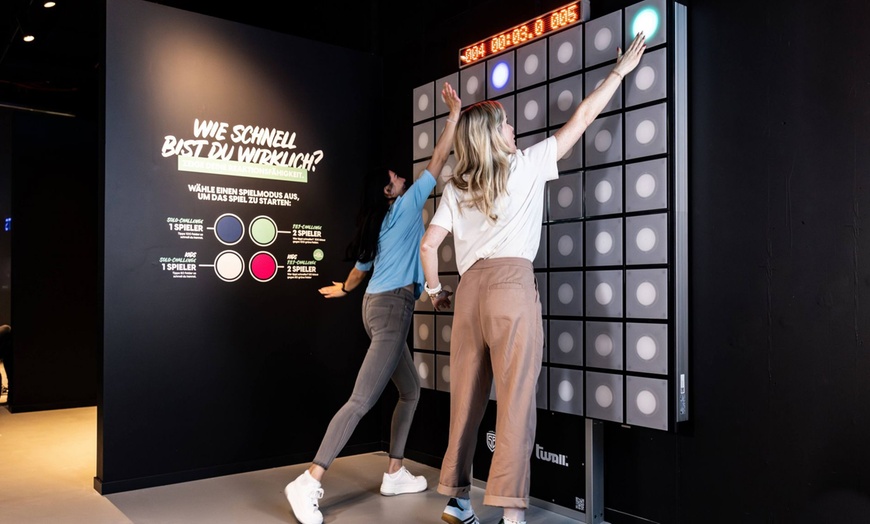 Image 20: 45 oder 90 Min. SOCCERBEAT für 1 Person: Fußballwelt mit 13 Spielzonen für Spiel & Wettbewerb (bis 32% sparen)