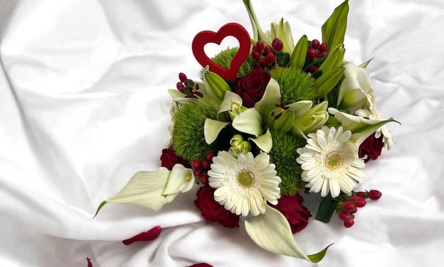 Image 2: 1 bouquet simple avec un cœur éternel en option par Kokomo