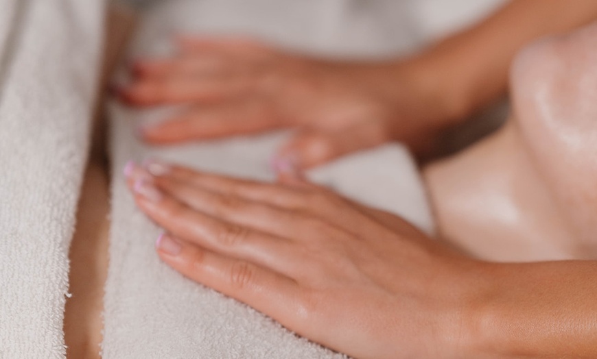 Image 3: Mother's Day Mini Package (30 Minutes) or Luxe Package (60 Minutes)